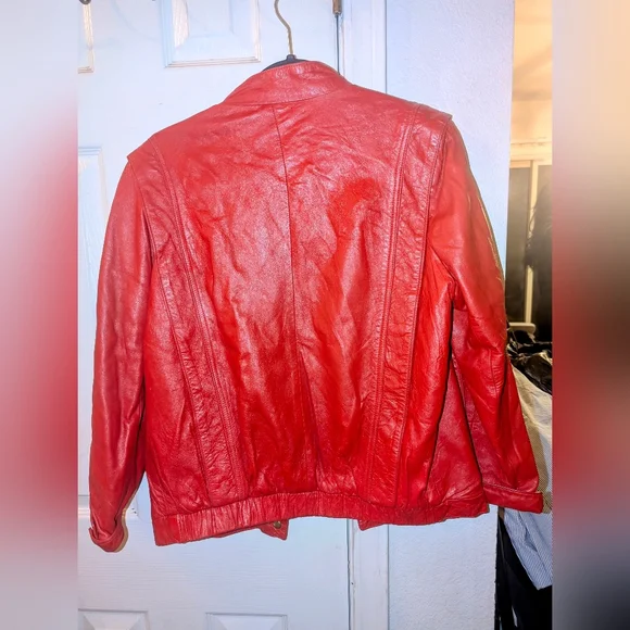 Vintage Women's Red General Leather Inc. Jacket - Picture 4 of 4